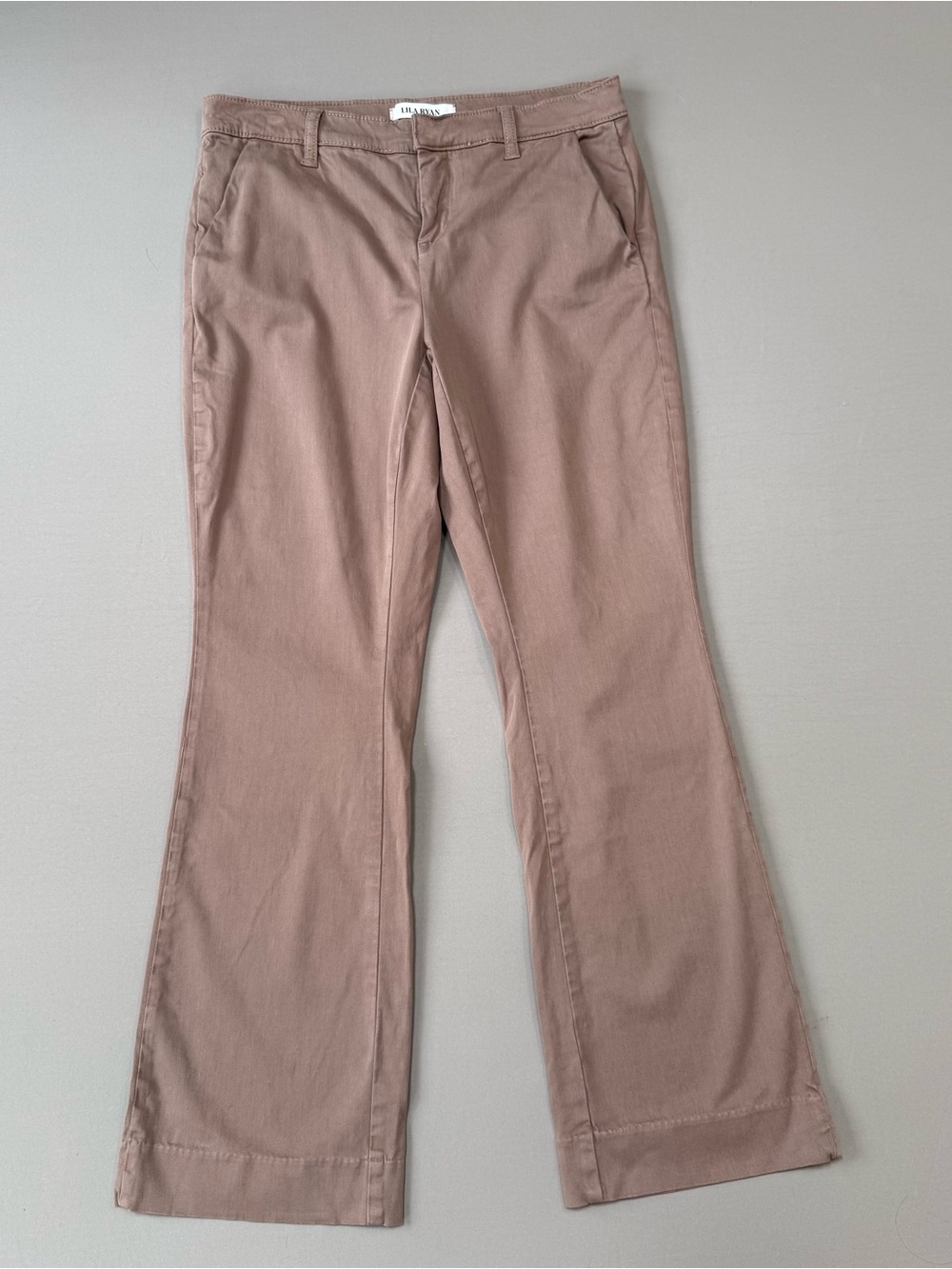 Stitch Fix LILA RYAN tan bootcut stretchy pants, 6P.